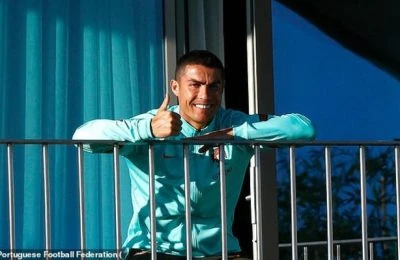 Ronaldo infected with Covid-19, missed the match with Messi in the European Cup